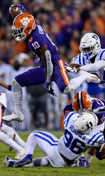 No. 2 Clemson overcomes slow start to beat Duke 35-6